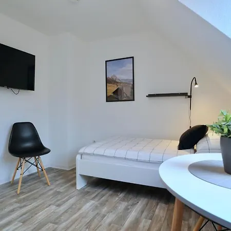 Bege Apartments: Business Quarters Lägenhet