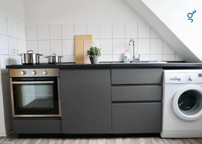 Bege Apartments: Business Quarters *